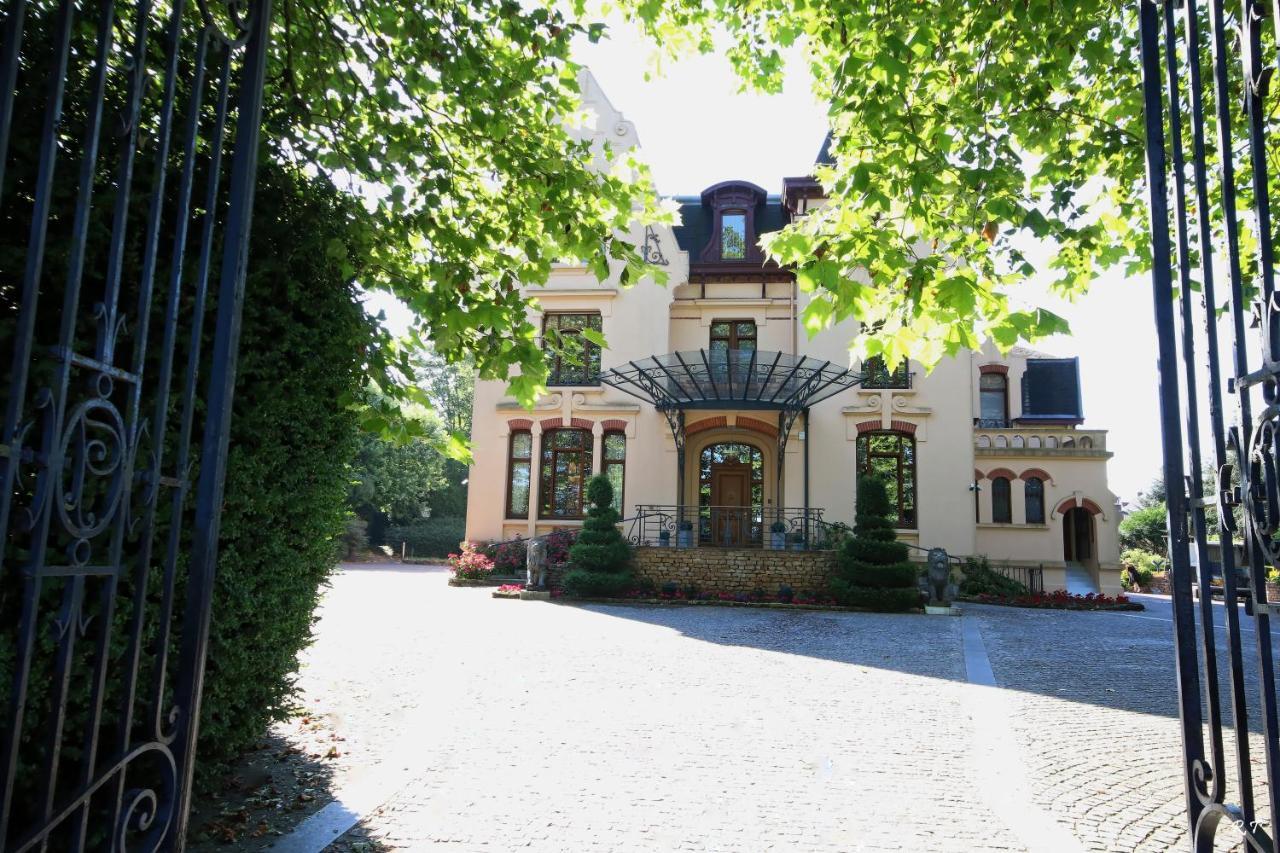 Le Manoir De La Mantille Caudry Exterior foto